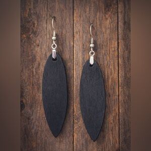 Black Lightweight Teardrop Dangle Earrings - Women Jewelry